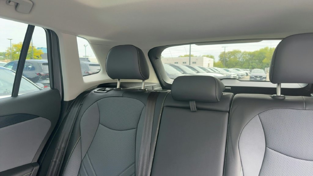 Certified 2026 Volkswagen Tiguan SE AWD/4WD image 17
