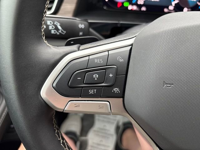 Used 2025 Volkswagen Atlas SEL image 13