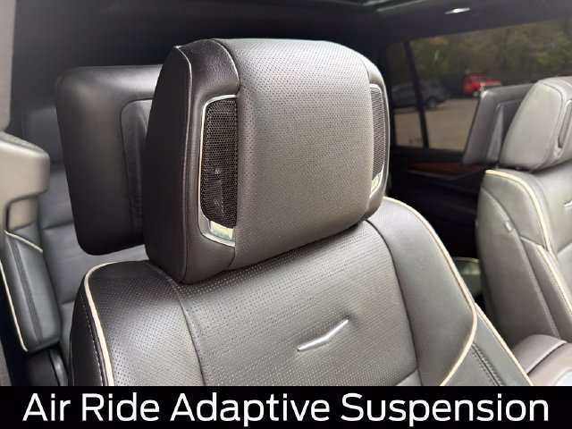 Used 2024 Cadillac Escalade ESV Premium Luxury w/ Performance Package AWD/4WD image 42