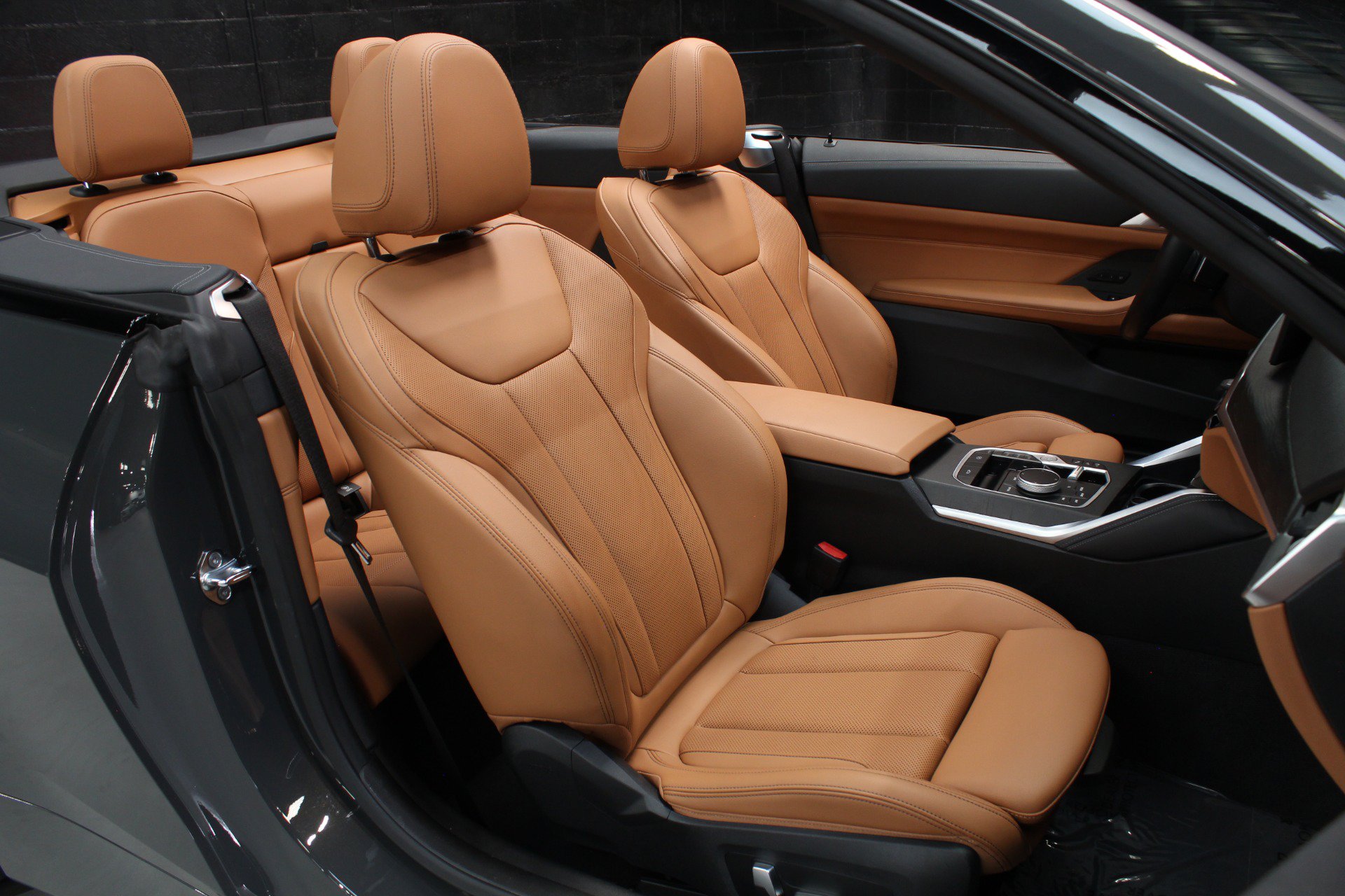 Used 2024 BMW M440i Convertible w/ Premium Package RWD image 56