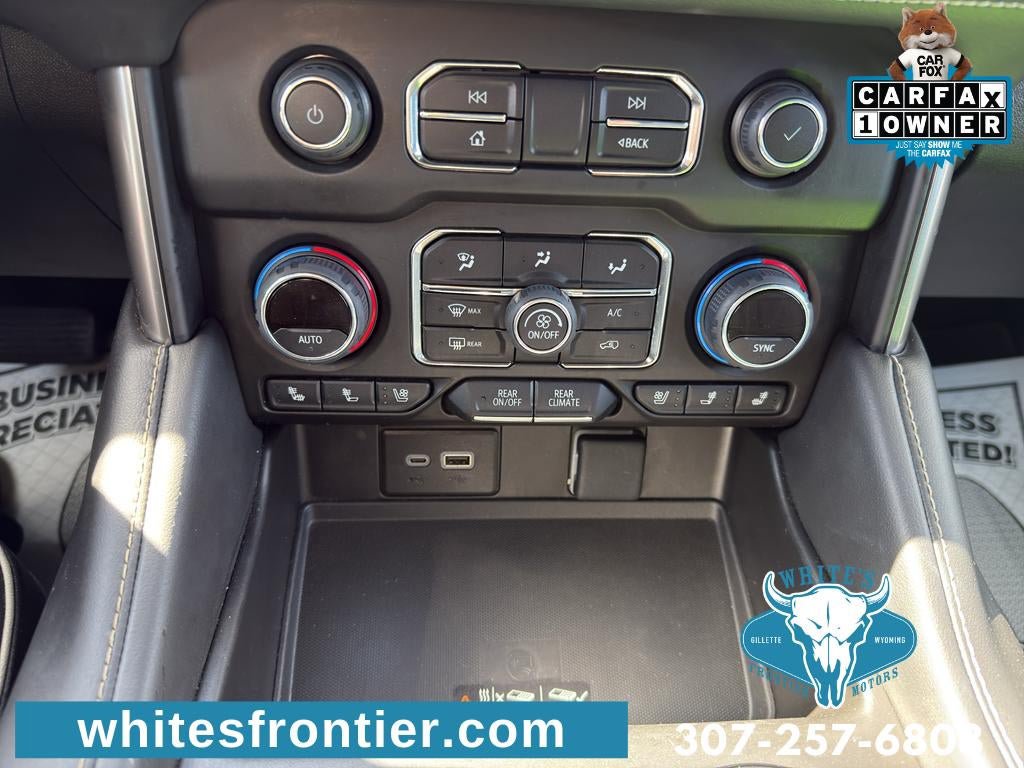 Used 2024 Chevrolet Suburban Premier AWD/4WD image 23