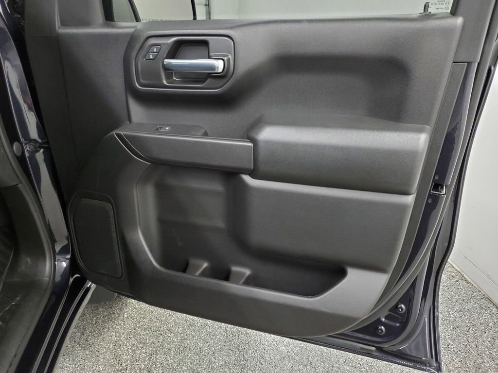 Used 2022 Chevrolet Silverado 1500 Custom image 20
