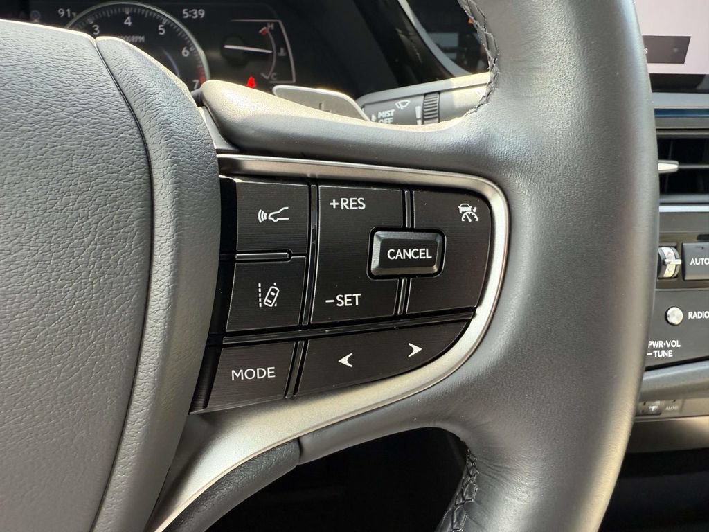 Used 2024 Lexus ES 350 w/ Premium Package FWD image 21