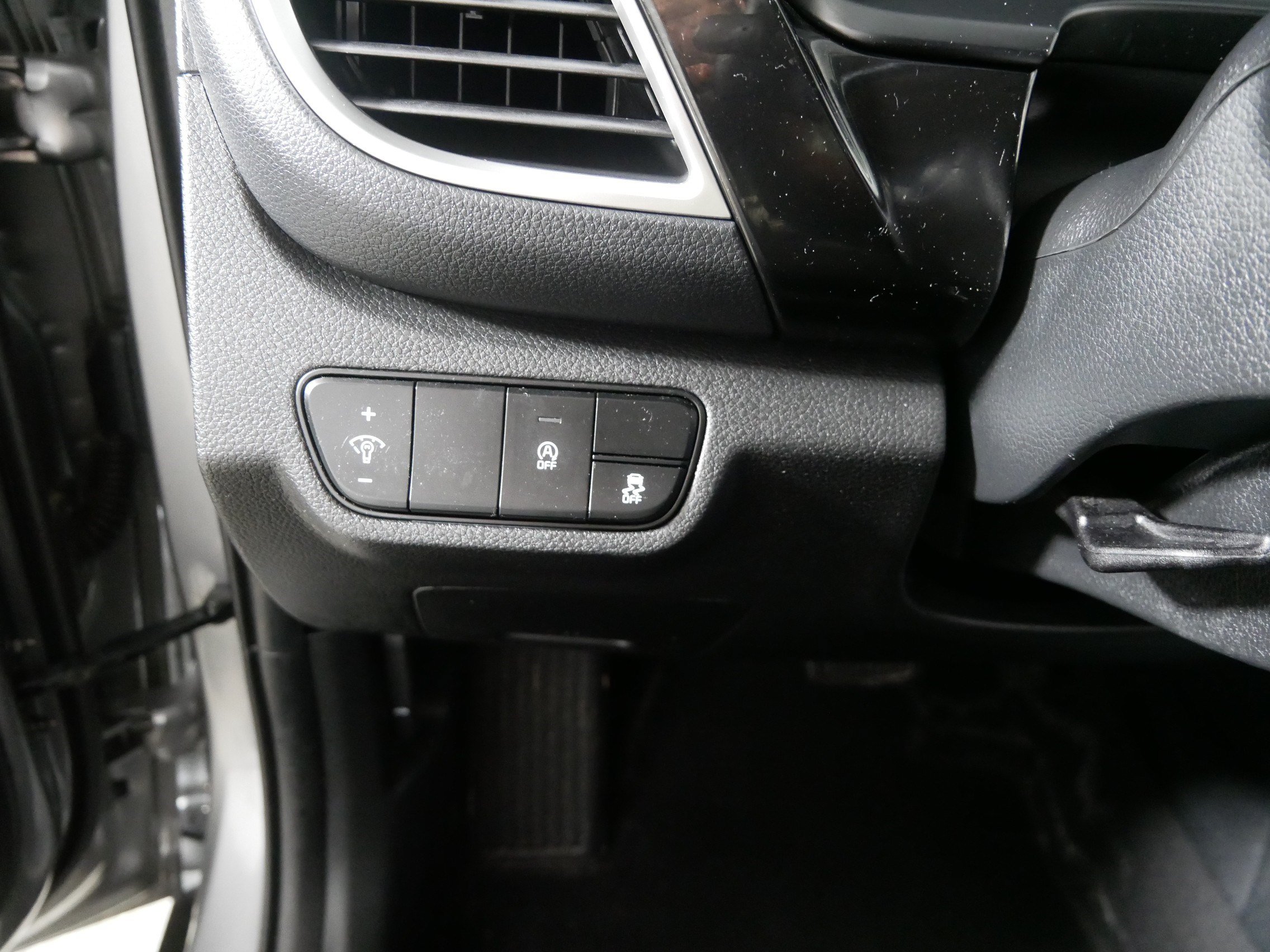Used 2024 Kia Seltos S AWD/4WD image 26