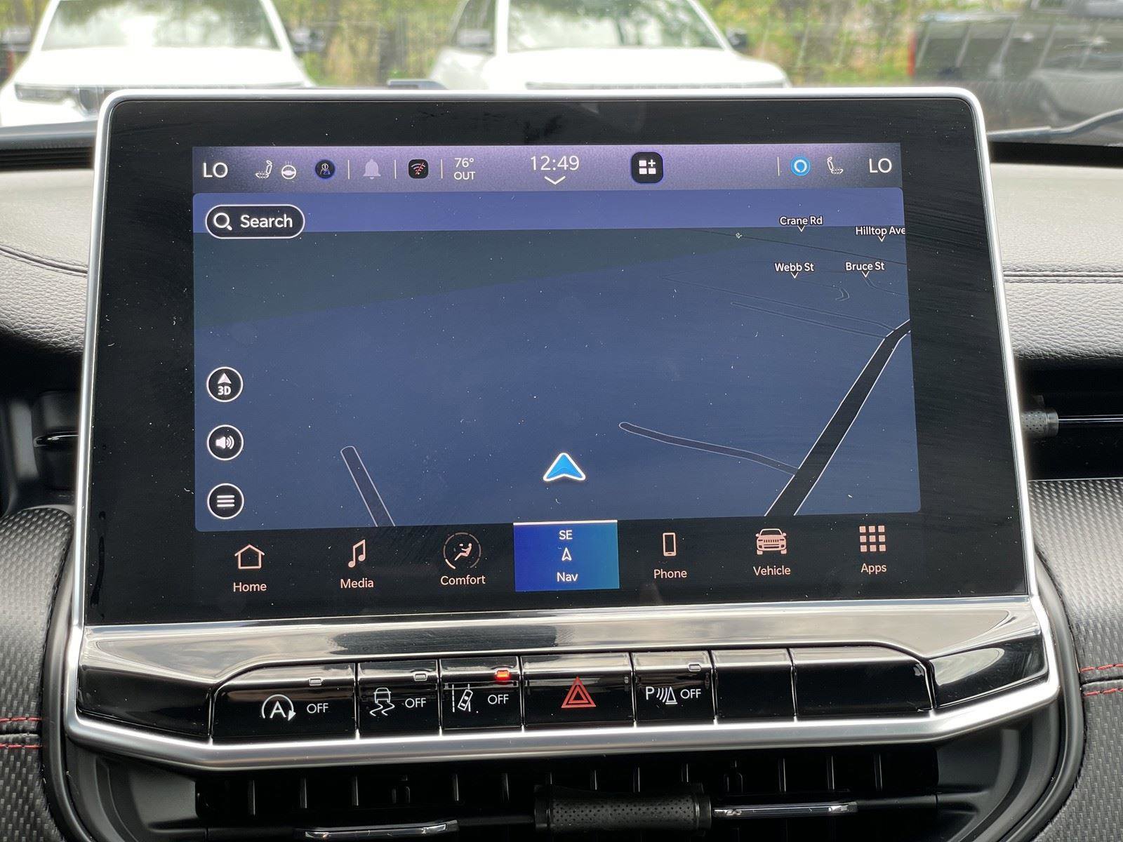 Used 2025 Jeep Compass Trailhawk w/ Trailhawk Elite Group image 19