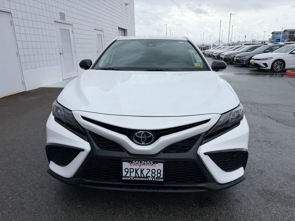 Used 2024 Toyota Camry SE image 9