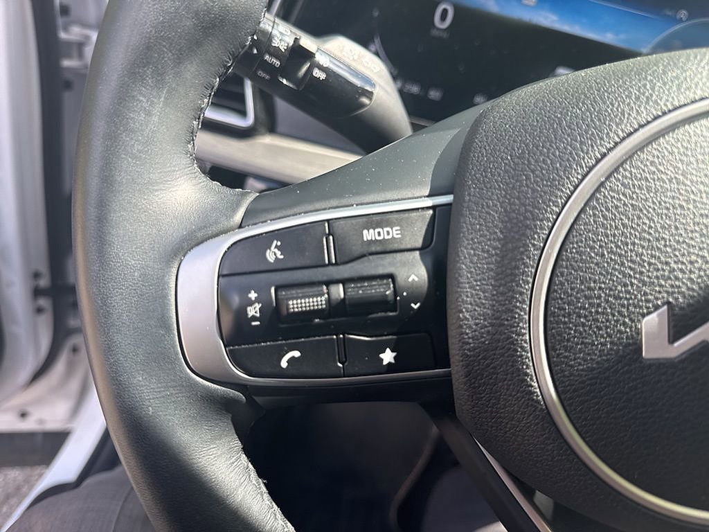 Used 2025 Kia Sportage X-Pro Prestige AWD/4WD image 18