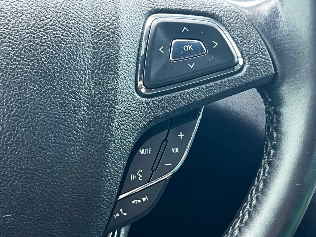 Used 2019 Lincoln MKC Reserve w/ MKC Technology Package FWD image 35