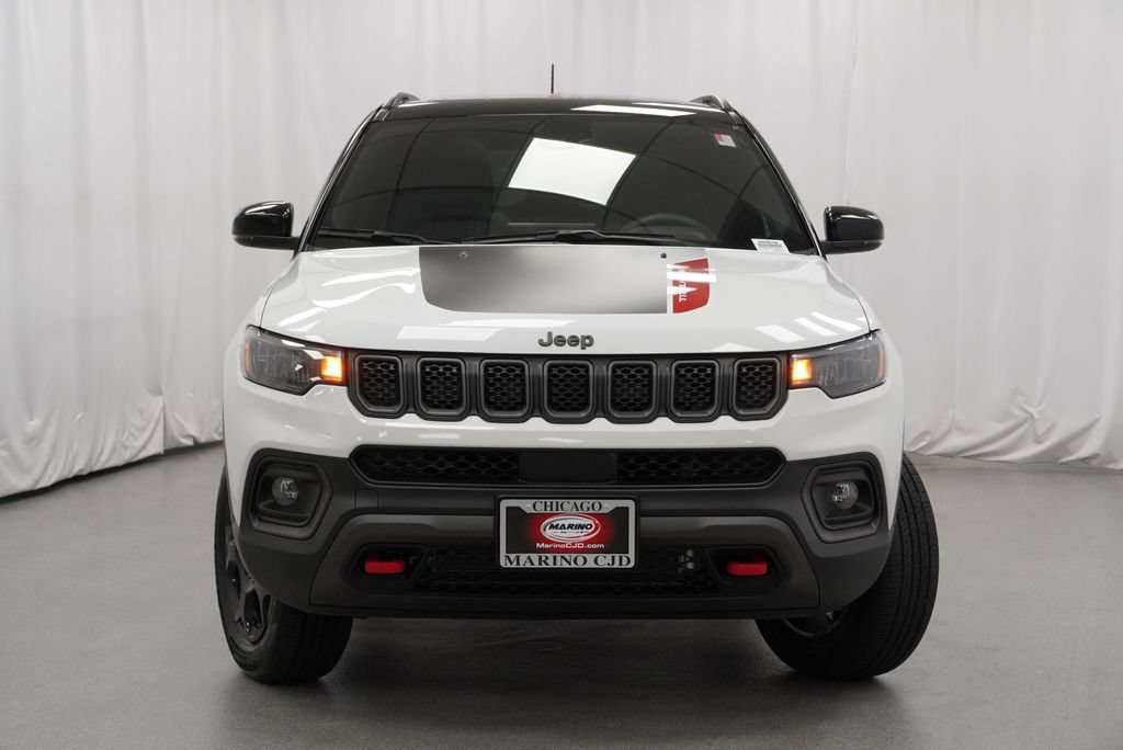 Used 2023 Jeep Compass Trailhawk w/ Sun and Sound Group AWD/4WD image 8