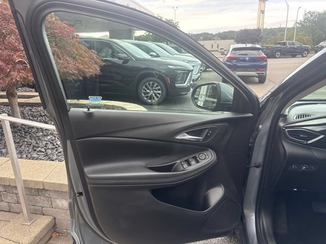 Used 2021 Buick Encore GX Preferred FWD image 9