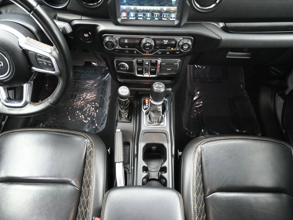 Used 2022 Jeep Wrangler Unlimited Sahara image 32