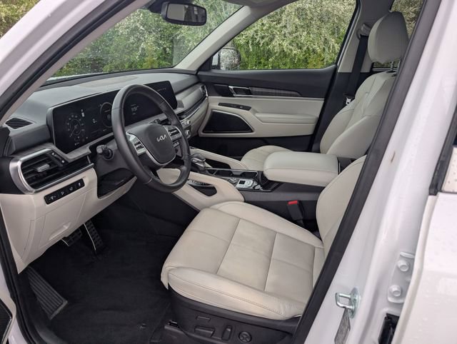 Used 2024 Kia Telluride SX image 13