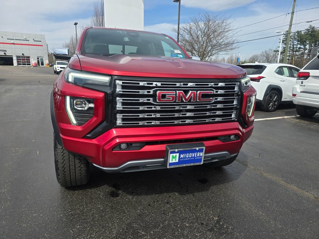 Used 2023 GMC Canyon Denali image 10