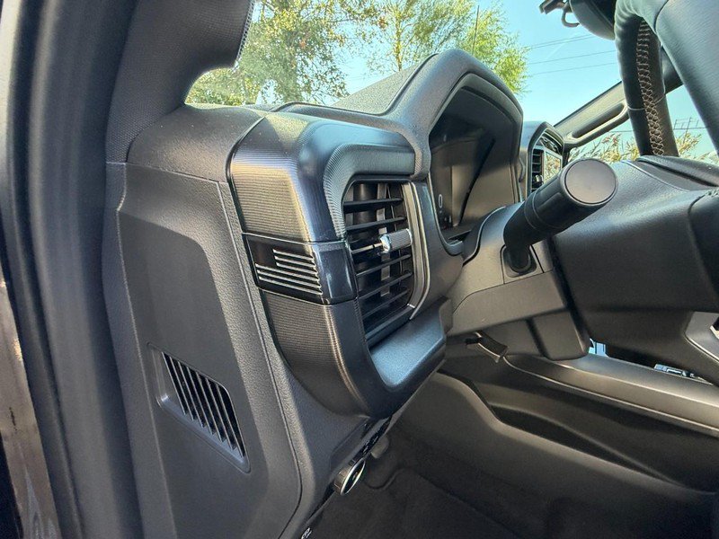 Used 2025 Ford F150 Lariat AWD/4WD image 25