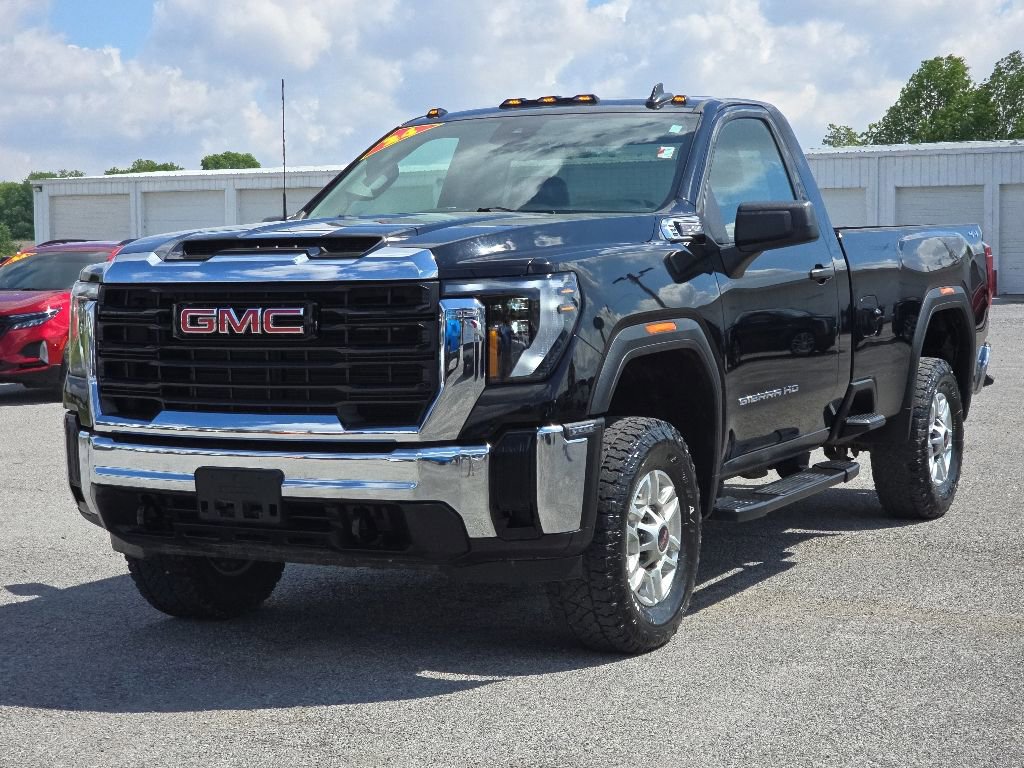 Used 2024 GMC Sierra 2500 Pro w/ Convenience Package AWD/4WD image 3