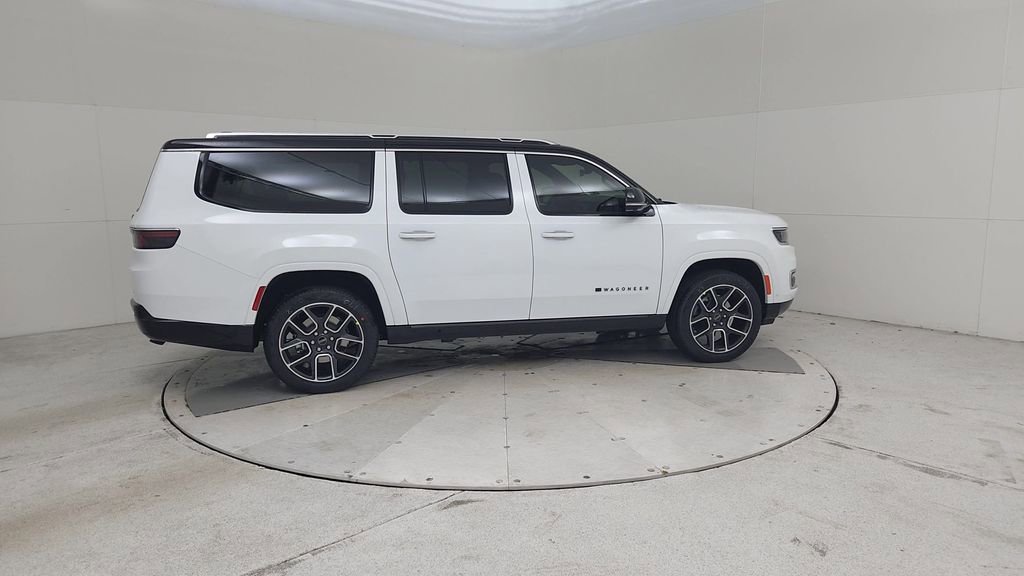 New 2025 Jeep Wagoneer L Series III w/ Quick Order Package 25C Super image 16