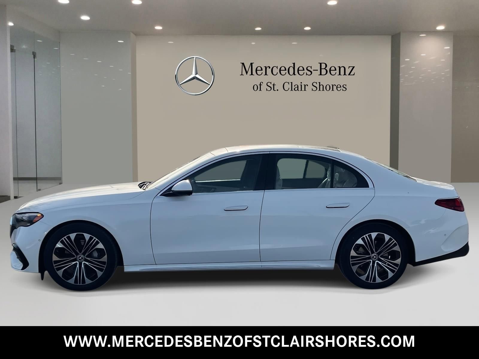 New 2026 Mercedes-Benz E 350 4MATIC Sedan image 2