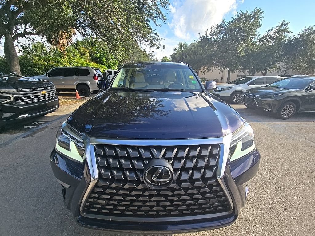 Used 2020 Lexus GX 460 Premium w/ Premium Package AWD/4WD image 13