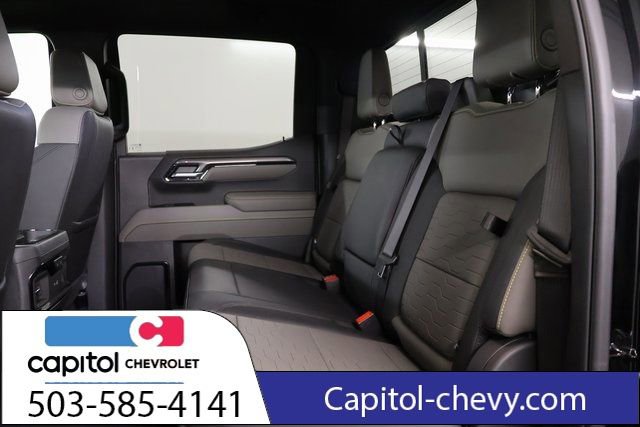 Certified 2025 Chevrolet Silverado 1500 ZR2 image 23