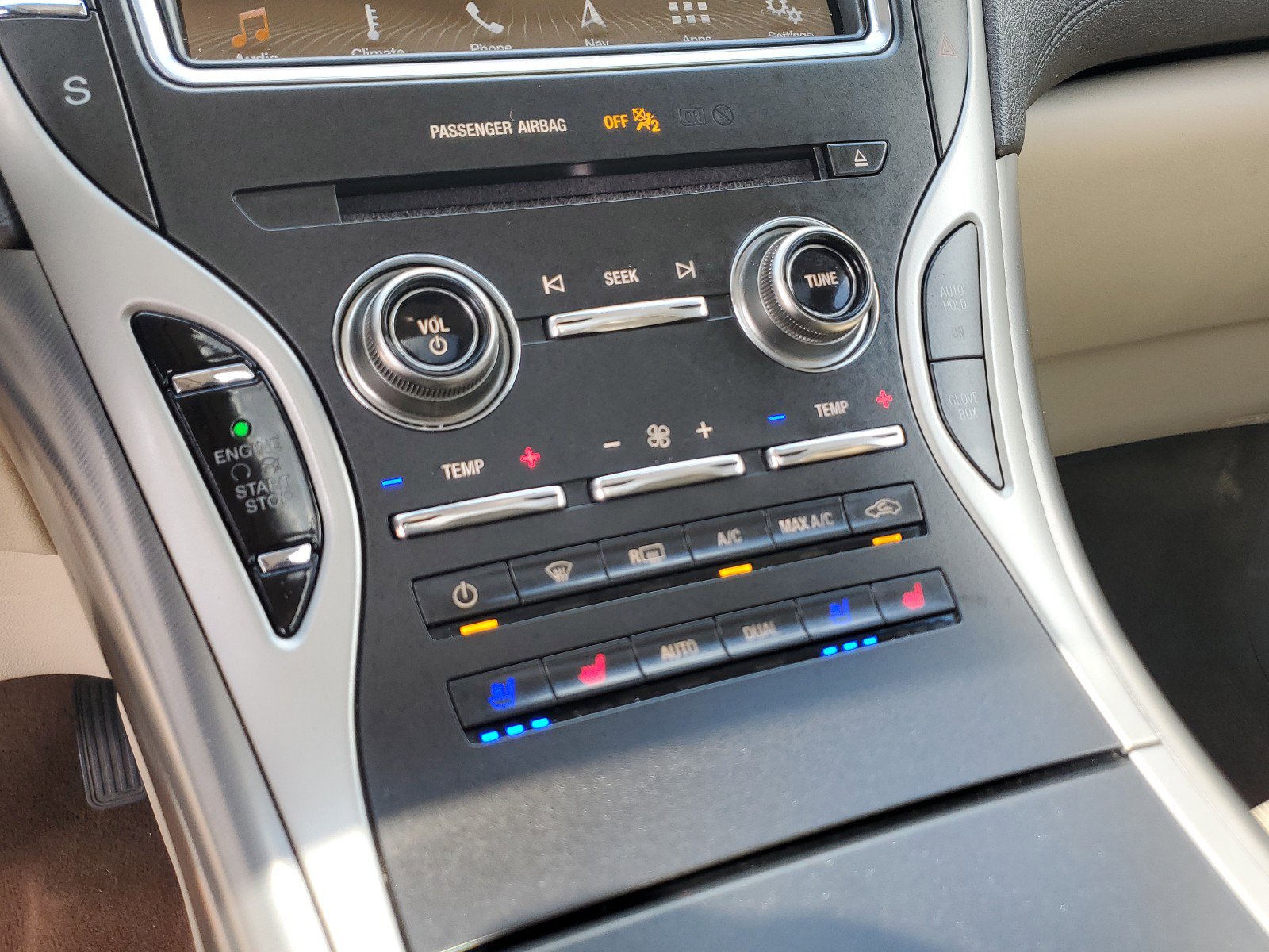 Used 2019 Lincoln Nautilus Reserve image 25