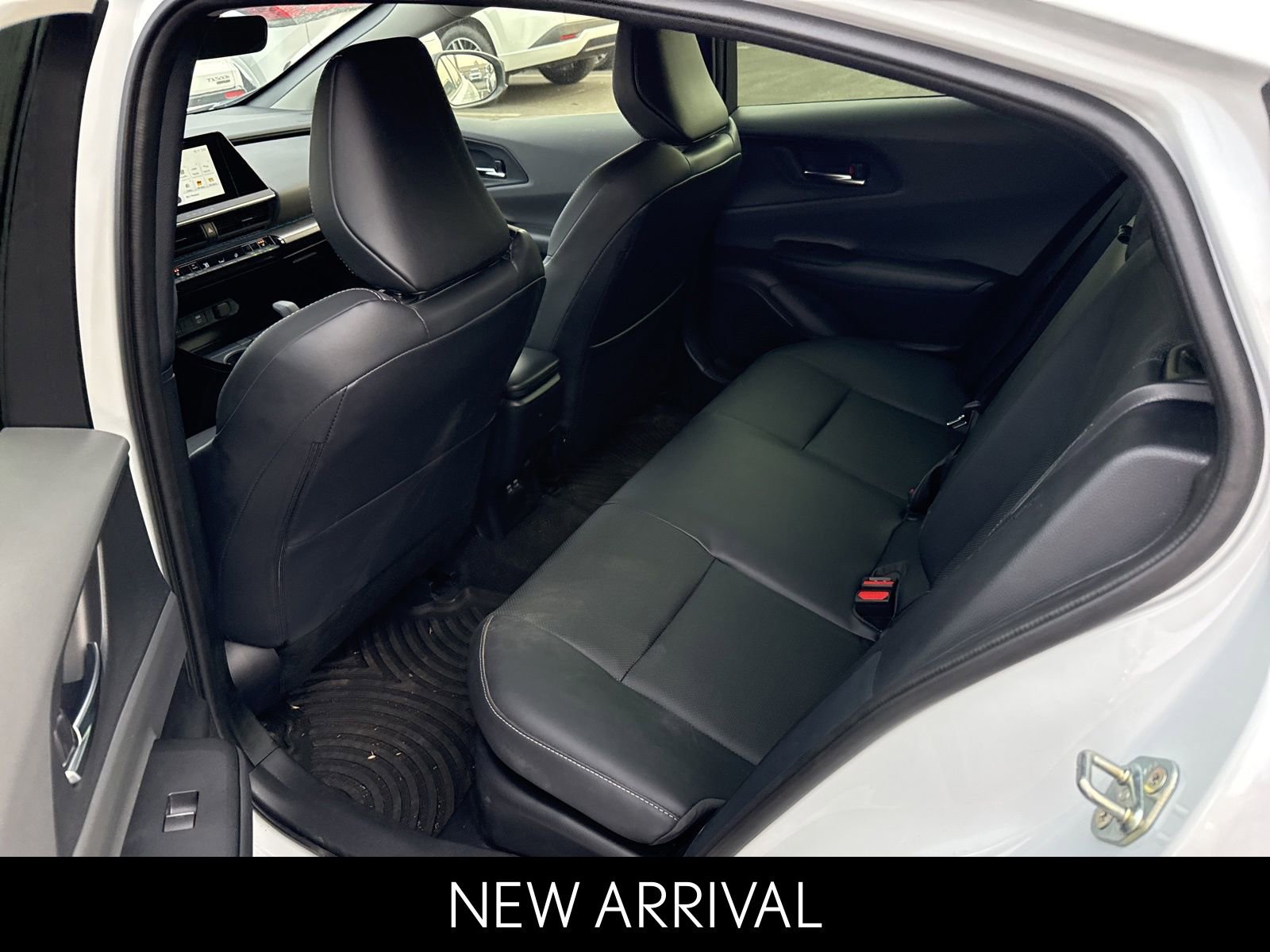 Used 2026 Toyota Prius XLE image 8