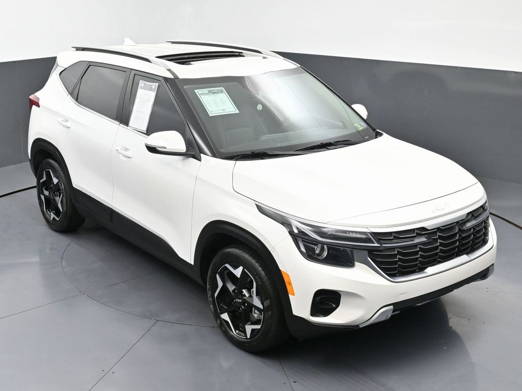 Used 2024 Kia Seltos EX image 45