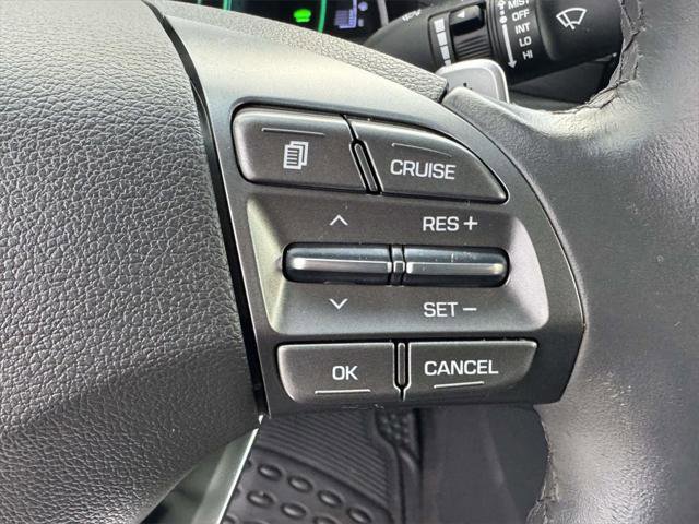 Used 2021 Hyundai Ioniq SE image 17