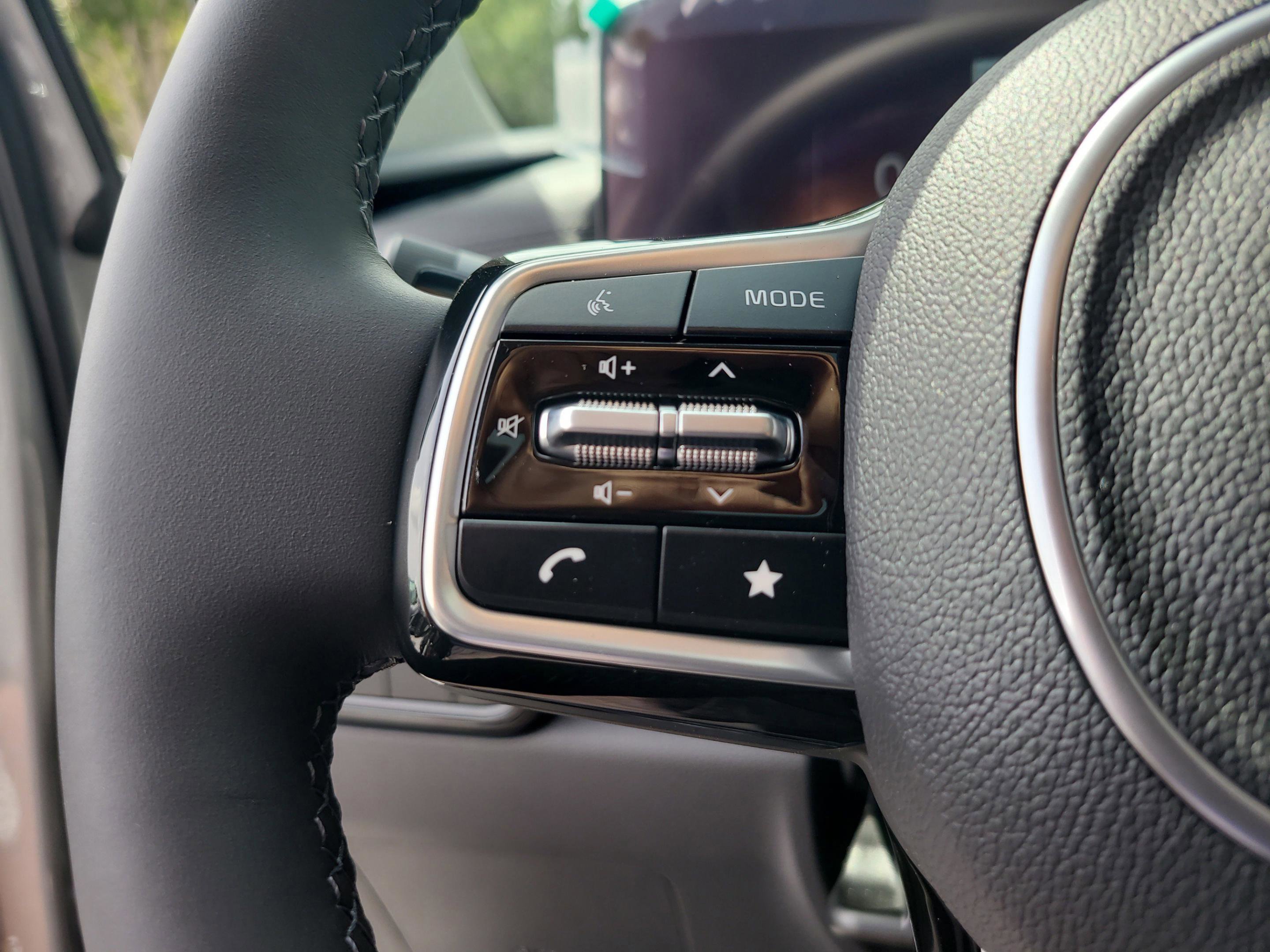 New 2026 Kia Carnival SX Prestige image 24