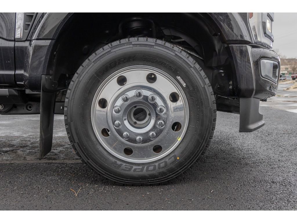 Used 2024 Ford F450 Limited w/ FX4 Off-Road Package image 9