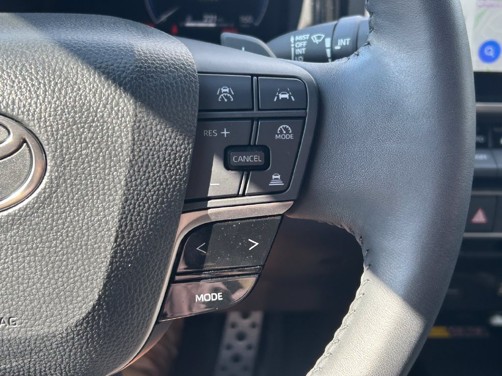 Used 2026 Toyota Camry XSE AWD/4WD image 38