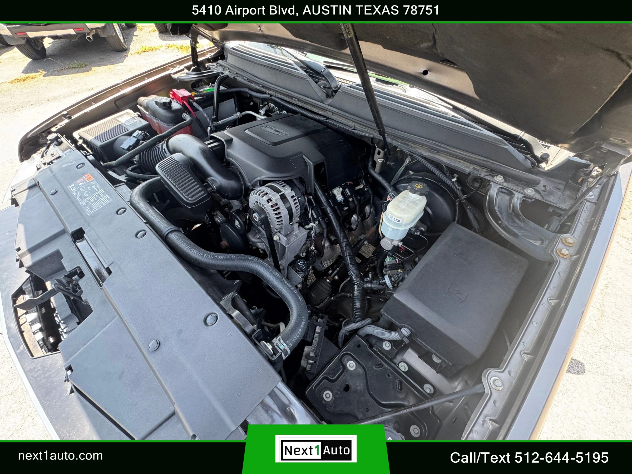 Used 2013 Chevrolet Tahoe LTZ RWD image 34
