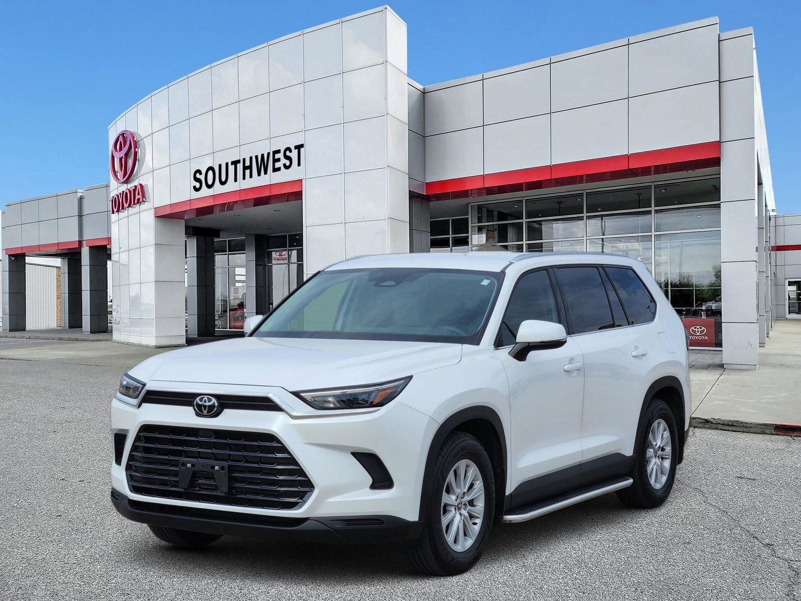 Used 2024 Toyota Grand Highlander XLE video 2