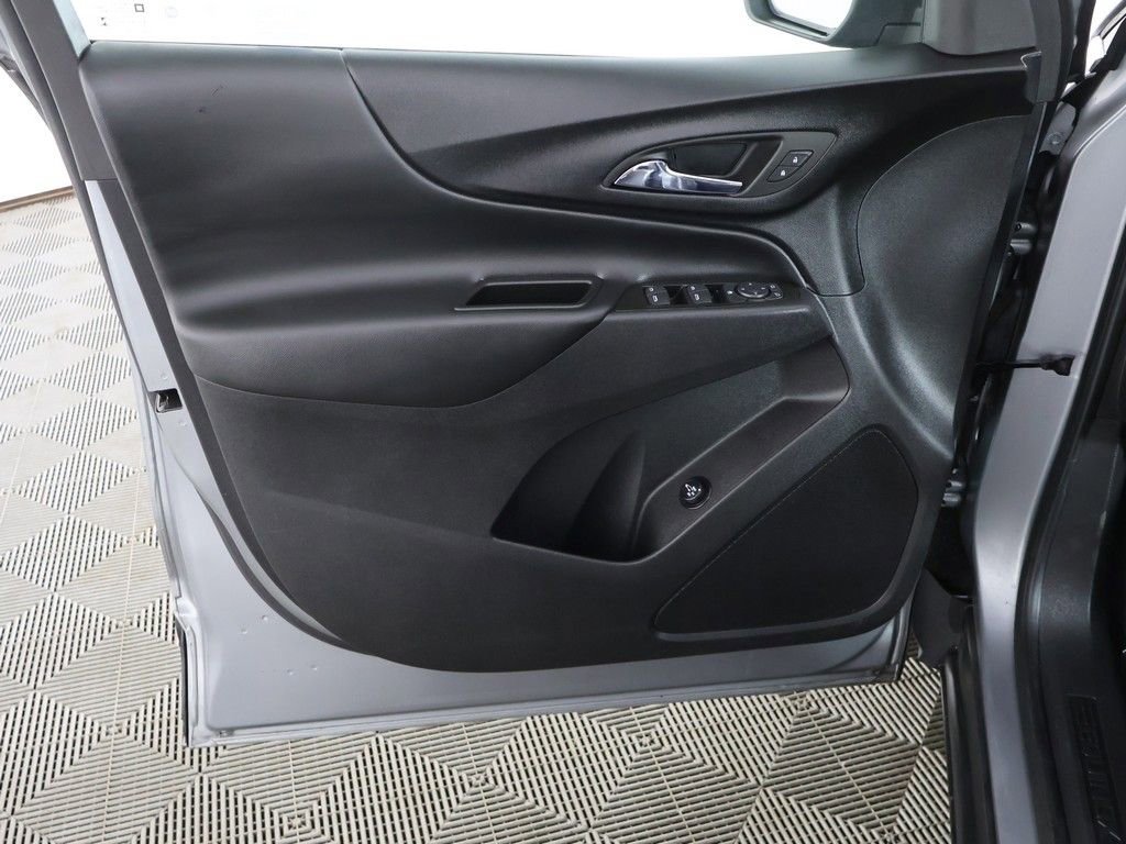 Used 2023 Chevrolet Equinox LT image 21