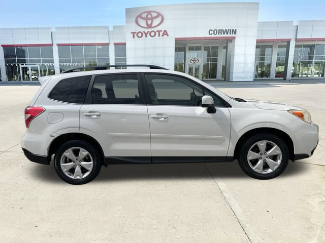 Used 2015 Subaru Forester 2.5i Limited AWD/4WD image 6