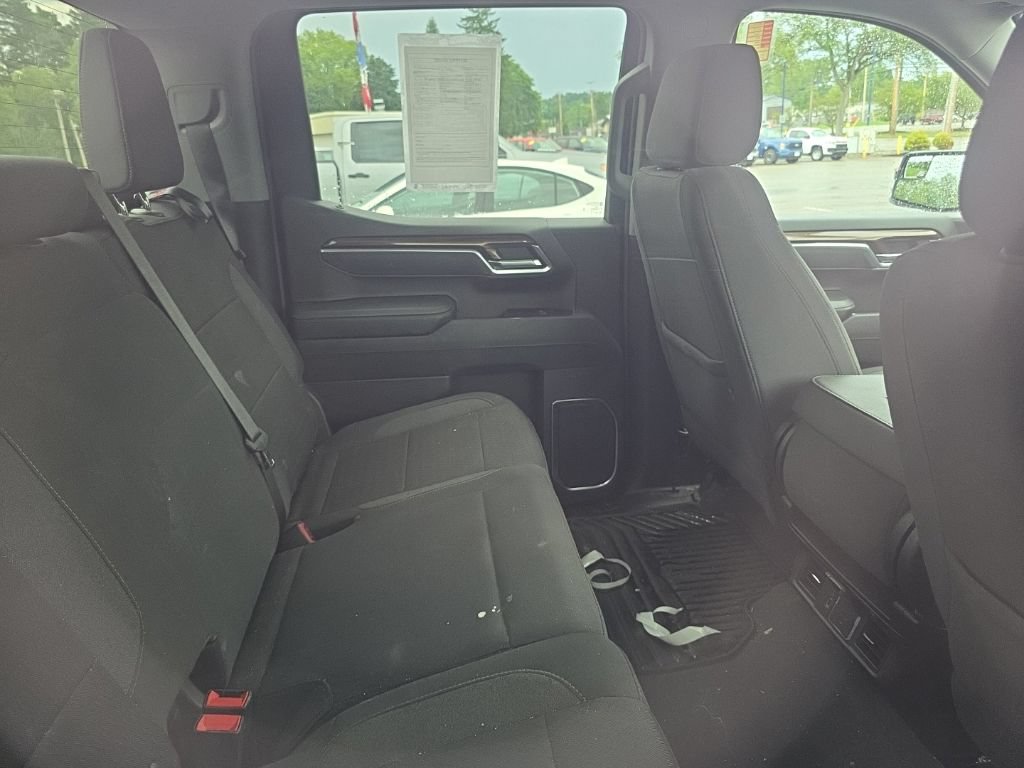 Used 2023 Chevrolet Silverado 1500 RST AWD/4WD image 7