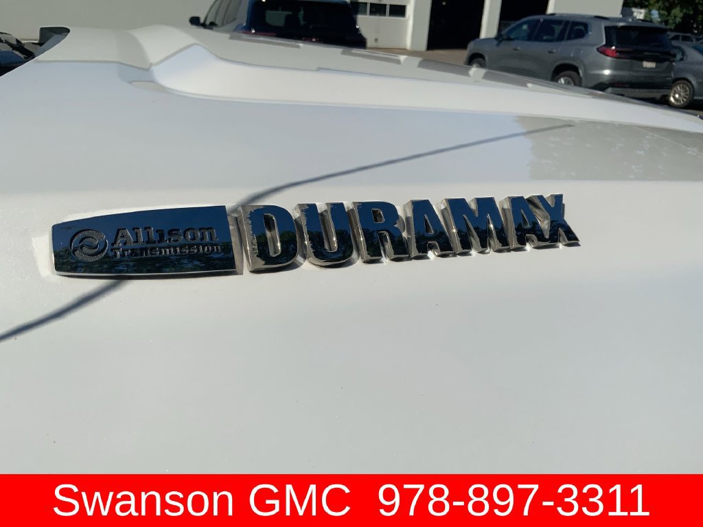Certified 2019 GMC Sierra 2500 Denali w/ Duramax Plus Package AWD/4WD image 30