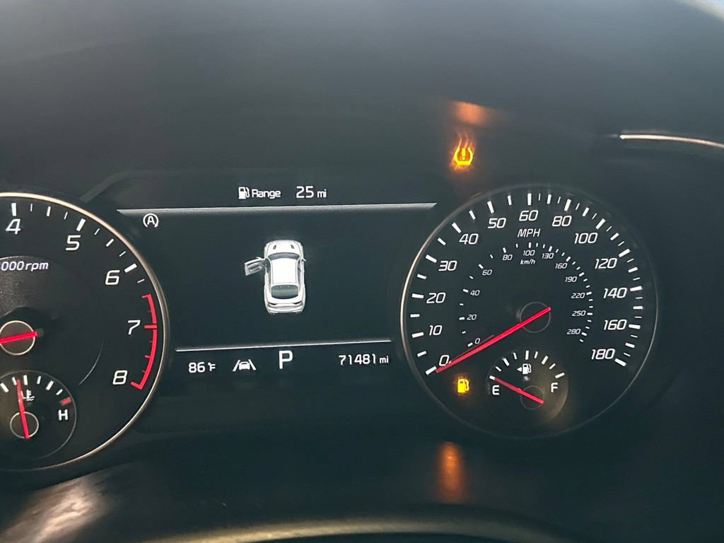 Used 2023 Kia Stinger GT2 w/ Option Group 020 AWD/4WD image 12