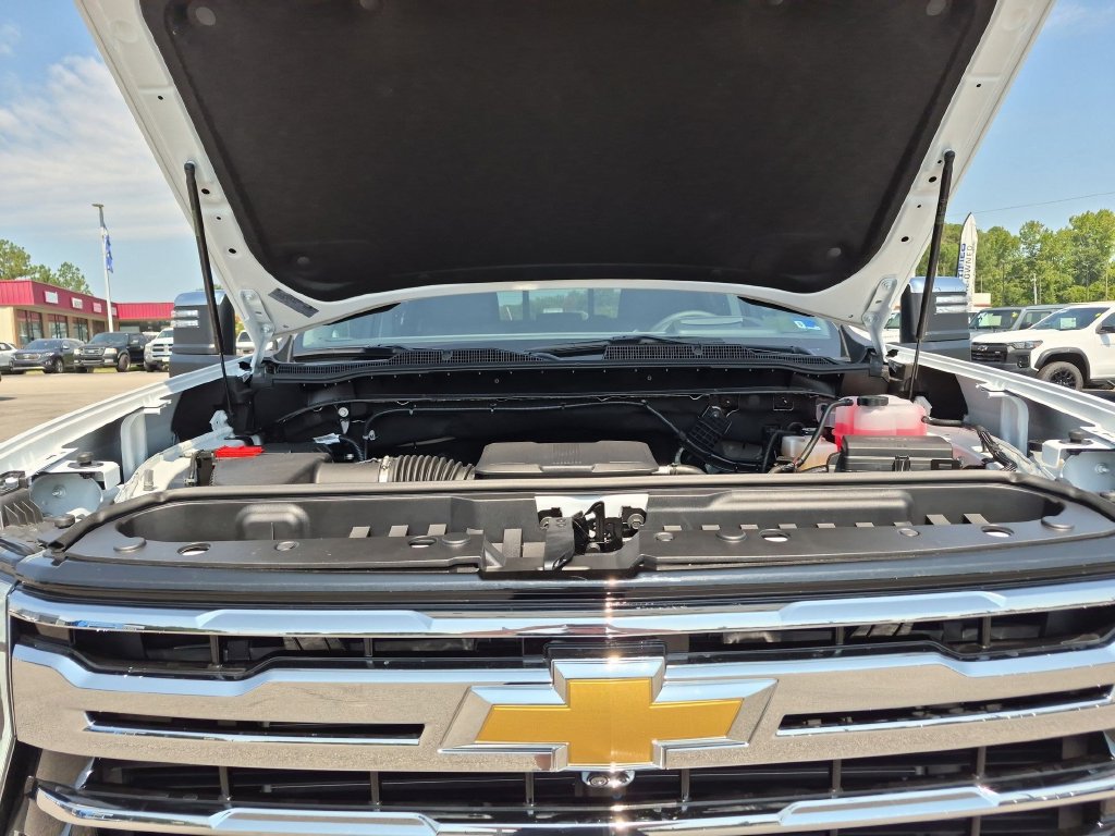 New 2026 Chevrolet Silverado 2500 LTZ w/ LTZ Plus Package AWD/4WD image 37
