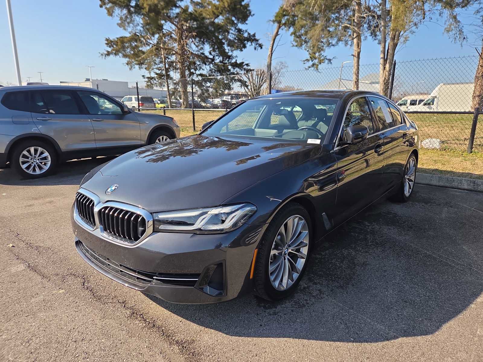 Used 2022 BMW 530i xDrive w/ Premium Package image 9