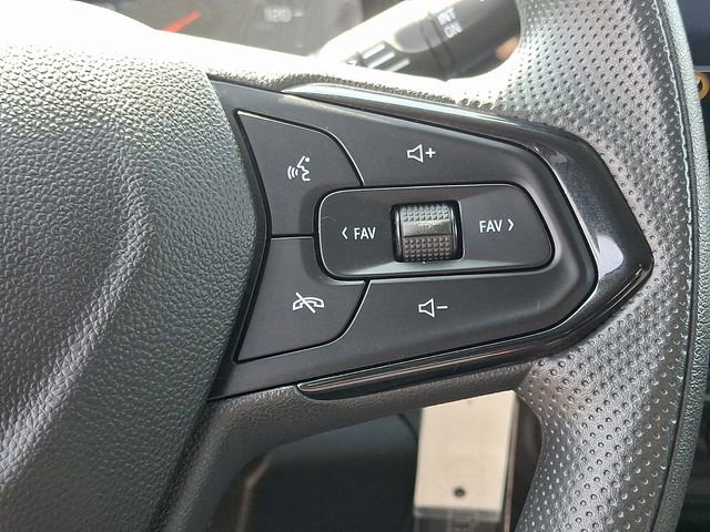 Used 2025 Chevrolet Trax LS image 21