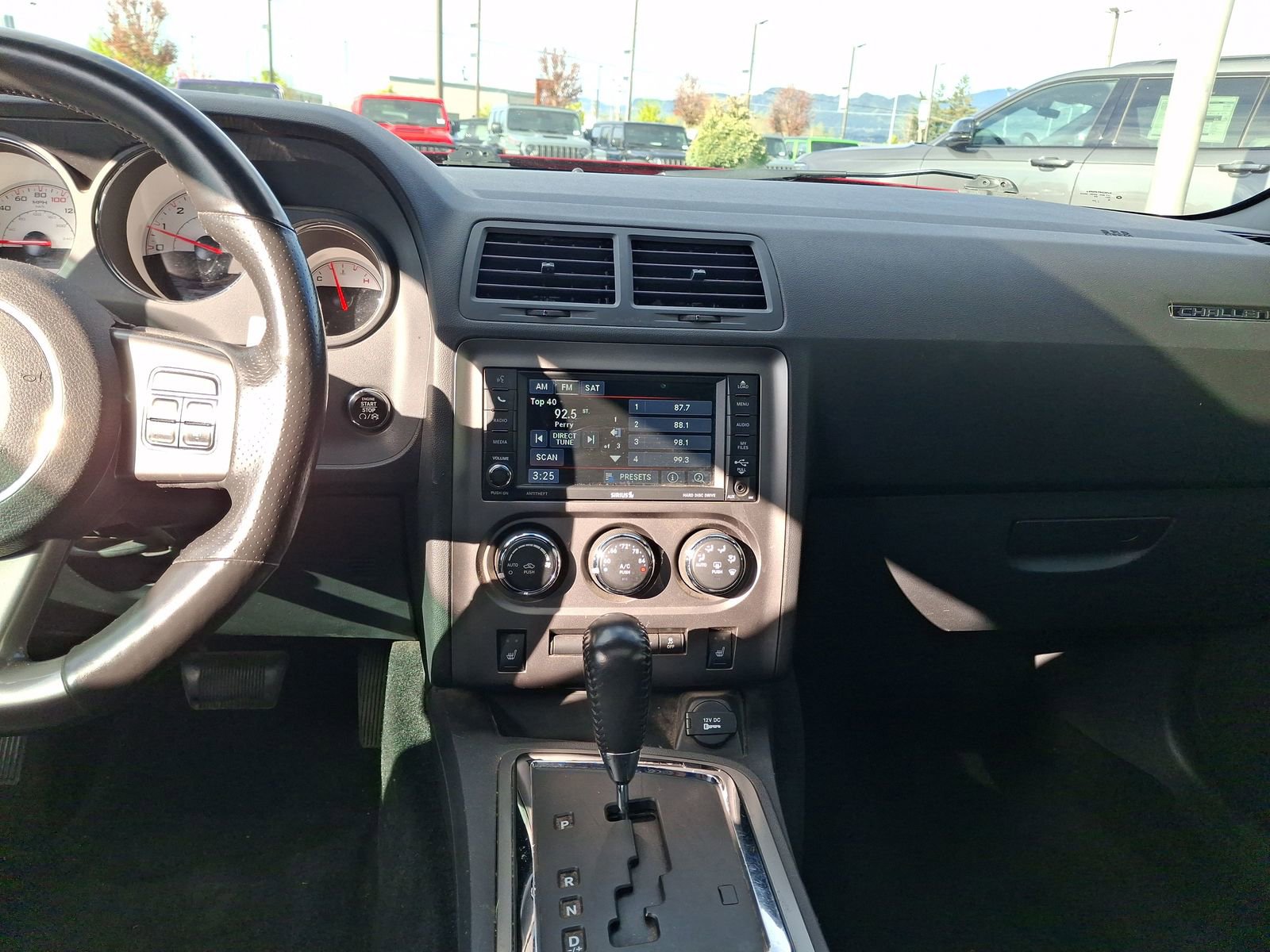 Used 2014 Dodge Challenger R/T RWD image 11
