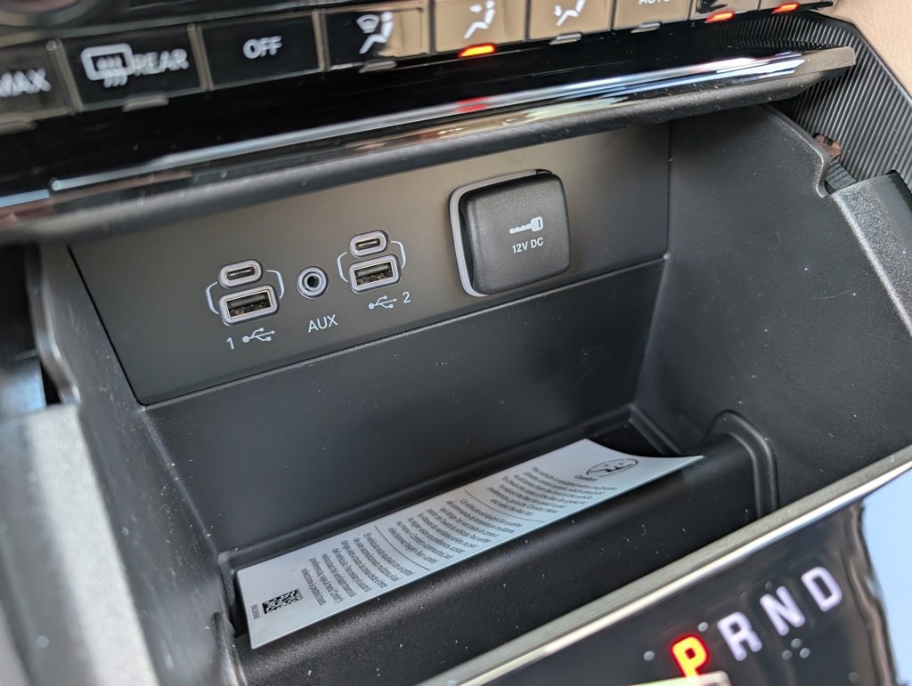 New 2025 Jeep Grand Cherokee L Limited image 32