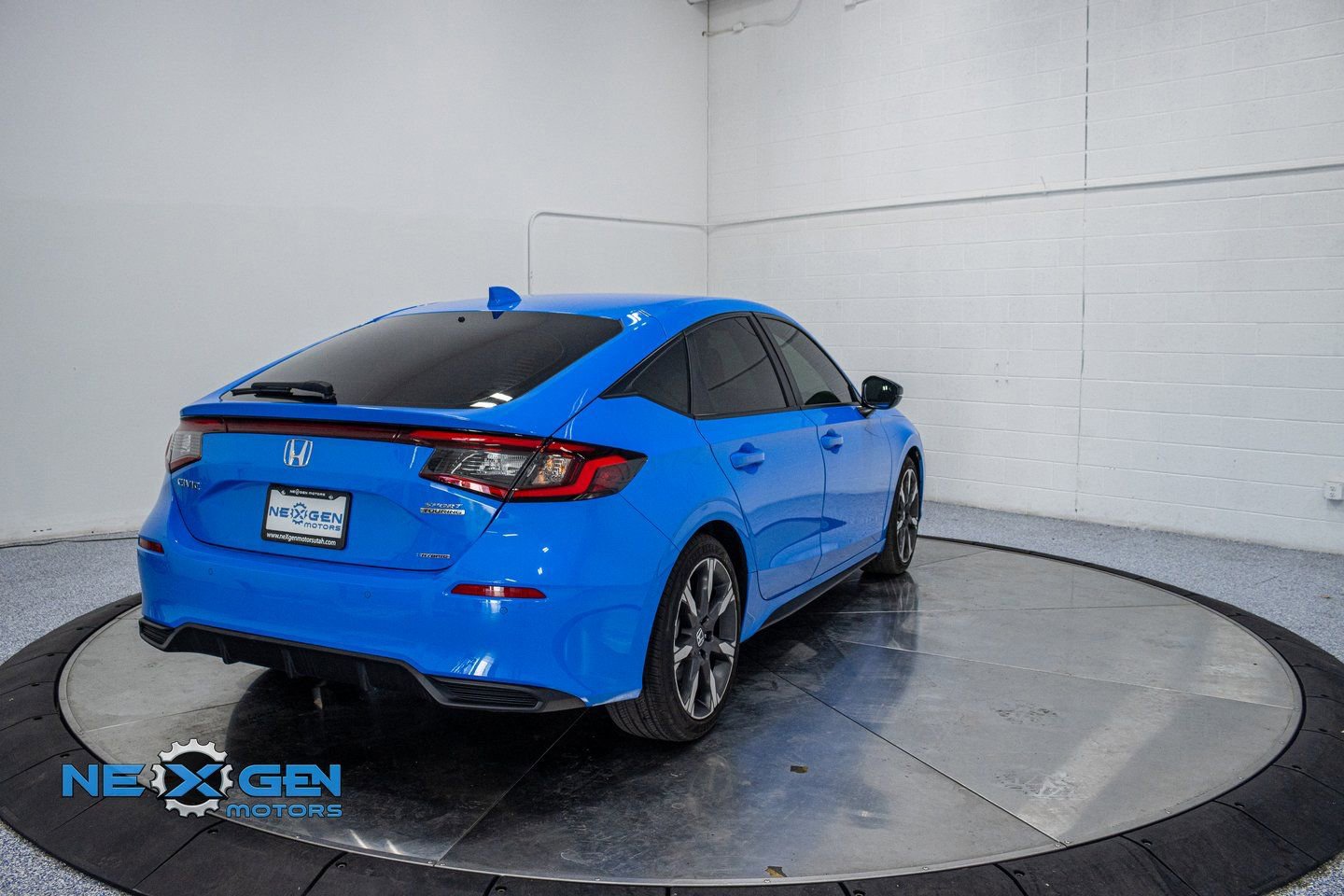 Used 2025 Honda Civic Sport Touring image 7