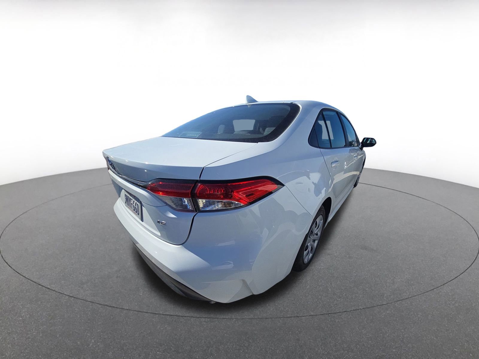 Used 2024 Toyota Corolla LE image 9