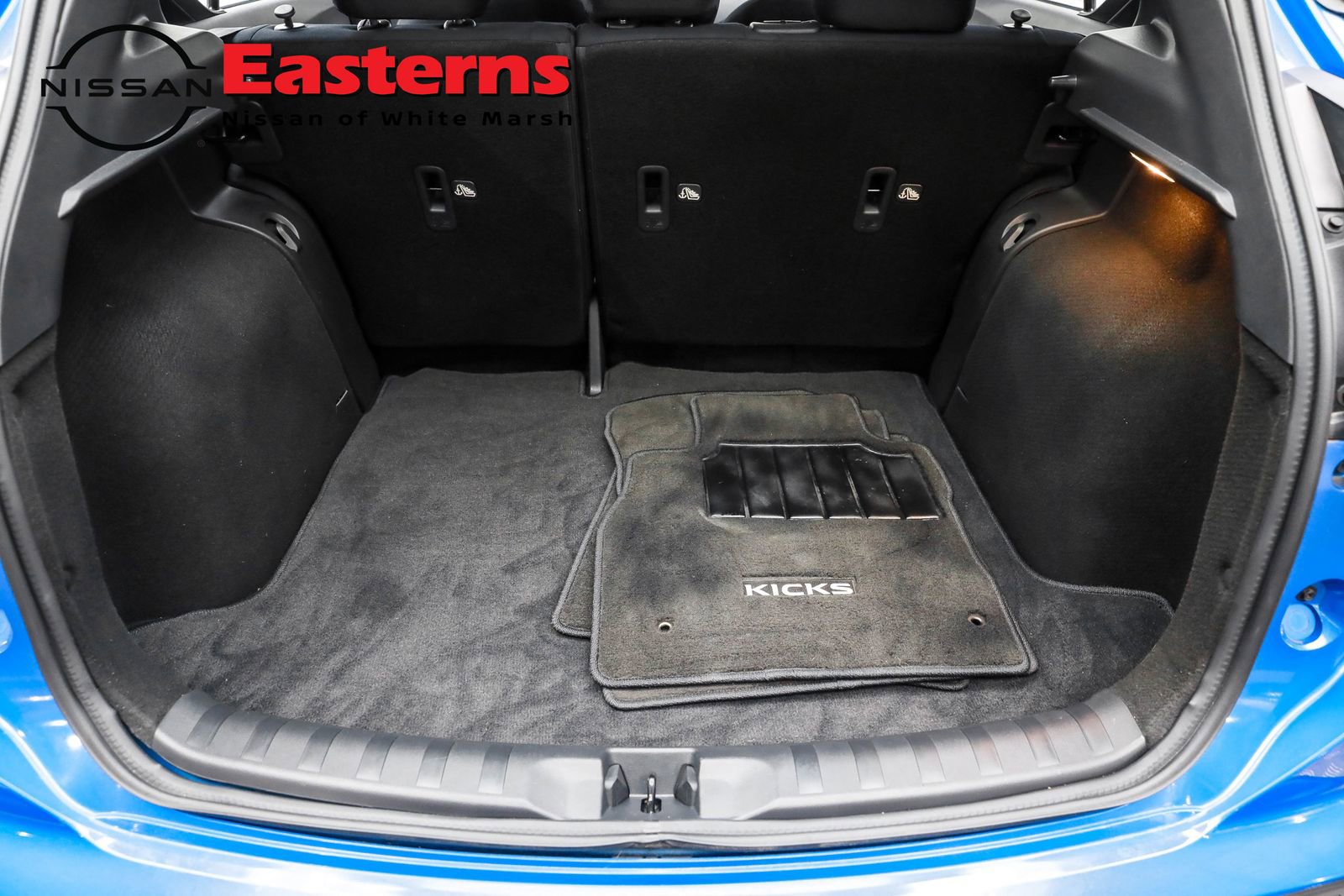 Used 2024 Nissan Kicks S image 11