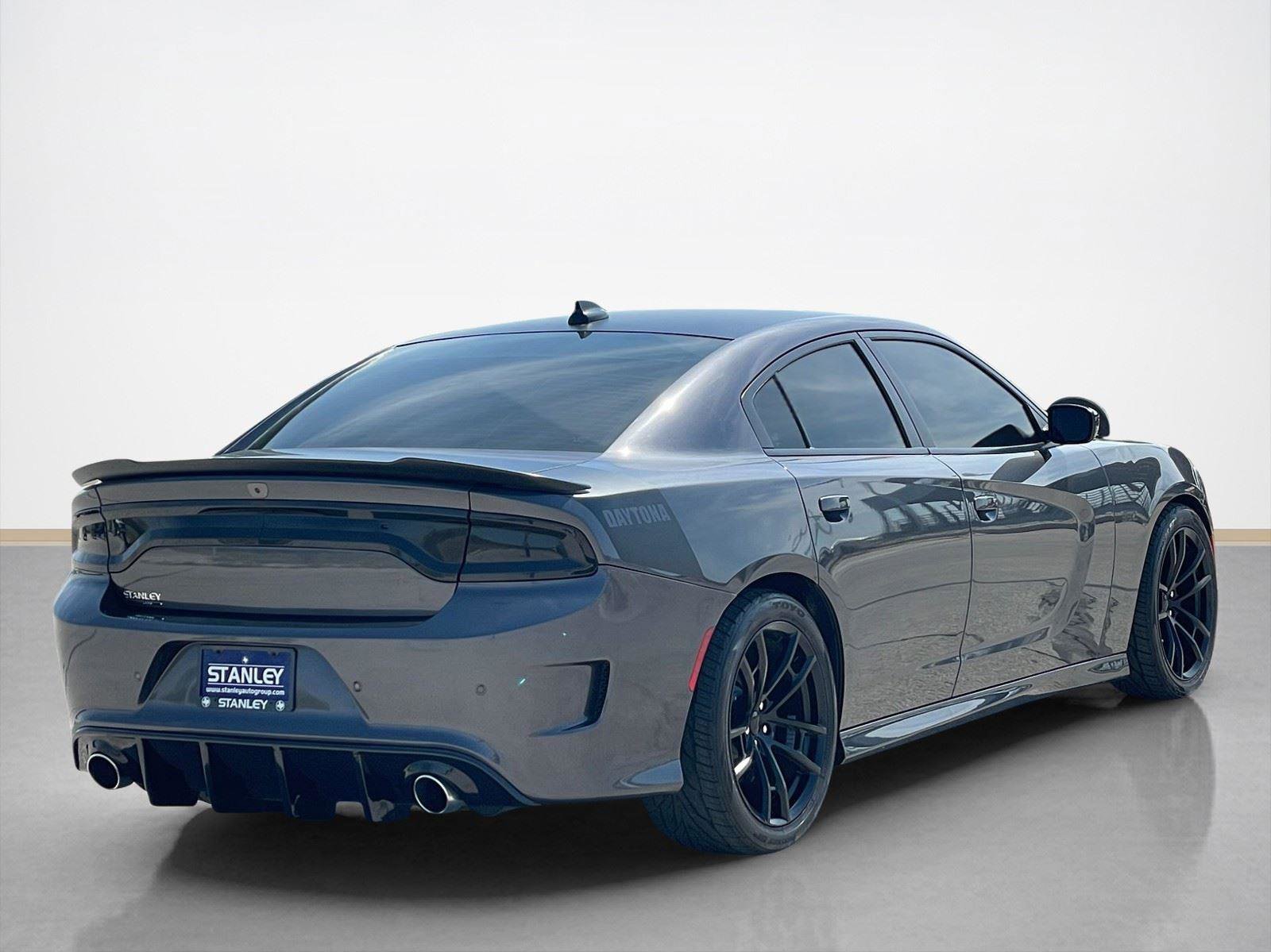 Used 2023 Dodge Charger Scat Pack w/ Daytona Edition Group RWD image 8