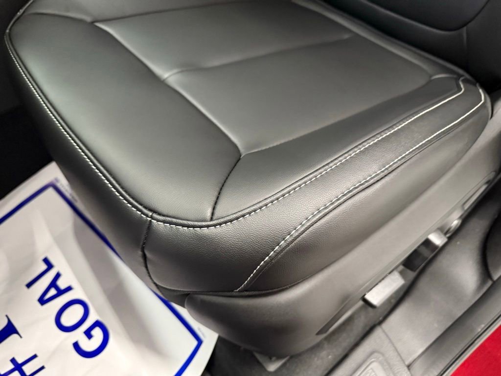 New 2025 Jeep Grand Cherokee Limited image 33