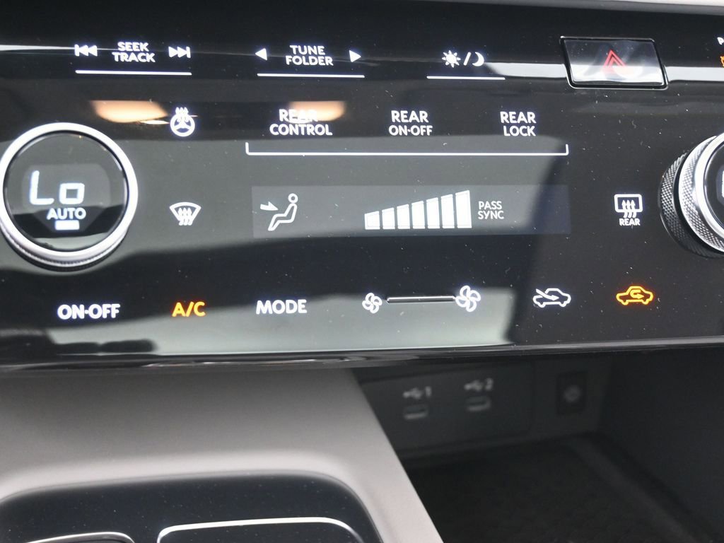 New 2026 INFINITI QX60 Luxe image 12