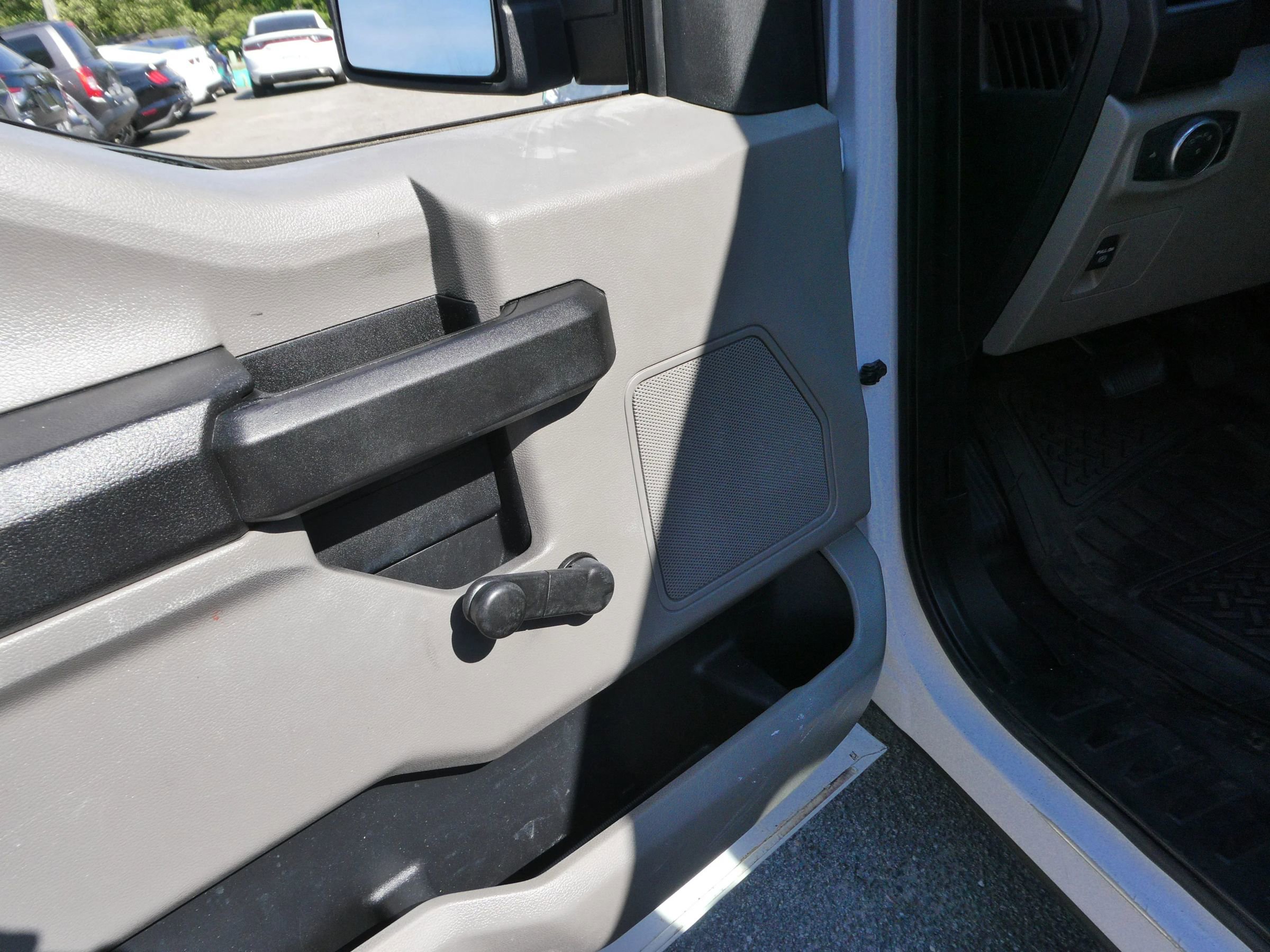 Used 2017 Ford F150 XL RWD image 14