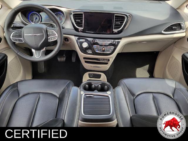 Used 2023 Chrysler Pacifica Touring-L FWD image 20